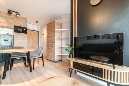 piękna kawalerka w nowym budynku w centrum - Фото 2