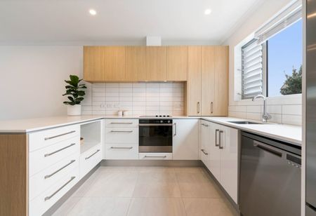 Glide through Life on Glidepath Road - Photo 5