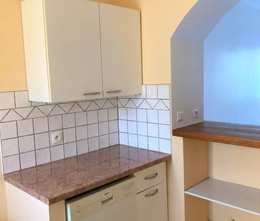 Location Appartement 3 pièces 47m² ROQUEVAIRE 13360 - Photo 5