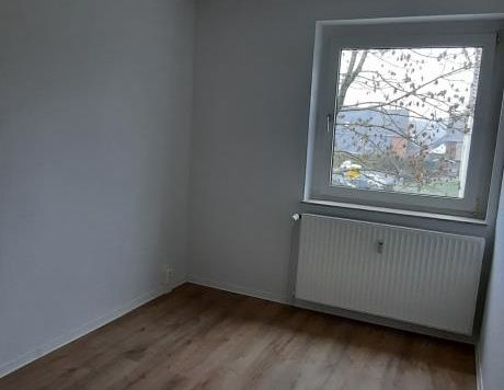 Schöne 3 Zimmer neu renoviert, ab sofort frei - Foto 1