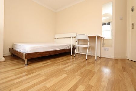 Room in a Shared Flat, Saunders Ness Road, E14 - Photo 4