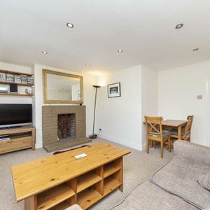 Clapham Park Road, SW4 7DU, London - Photo 2