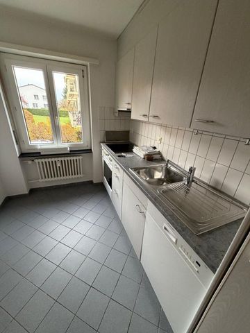 Rural yet central - Photo 2