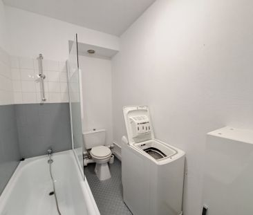 Location Appartement 1 pièce 31m² TROYES 10000 - Photo 6