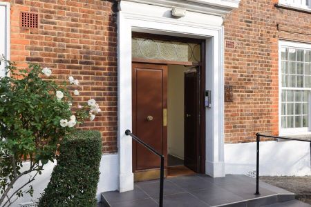 2 Bedroom Apartment To Let - Photo 4