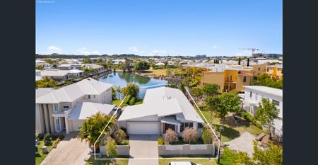 Newly Renovated Lakefront Home in COVA COMMUNITY - Photo 4