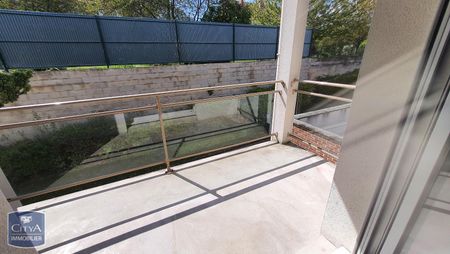 Location Appartement 3 pièces 63m² CHALONS EN CHAMPAGNE 51000 - Photo 3