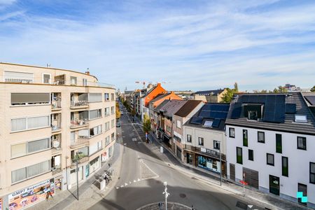 Penthouse met ruim terras en garage in centrum Roeselare - Photo 5