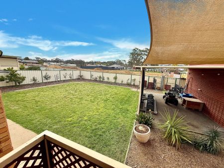 16 Collins Street, Kangaroo Flat - Photo 3