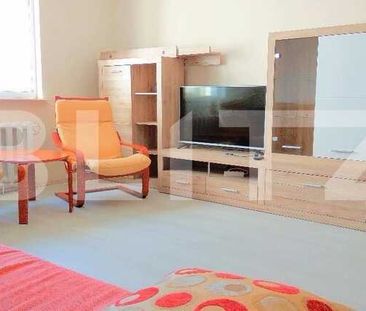Apartament 3 camere, 80 mp,decomandat, aer conditionat, zona Farmec - Photo 2