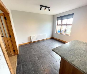 36 The Moatlands, Ballyhalbert, Newtownards, BT22 1TH - Photo 3