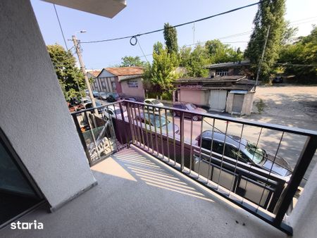 Vilă frumoasă în proximitatea zonei comerciale Barbu Văcărescu - Photo 3