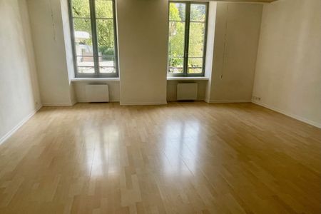 Aix les bains centre, type 3 meublé de 92 m2 à louer - Photo 3