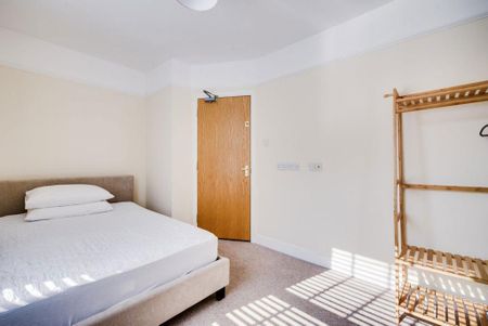 1 bedroom flat to rent - Photo 4