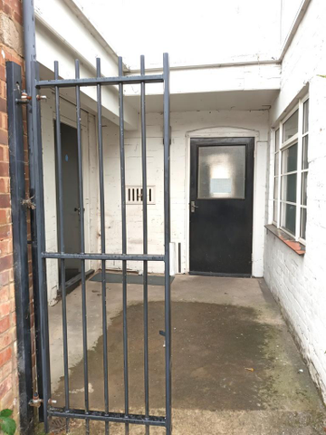 1 bedroom terraced house to rent - Photo 5