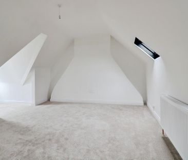 4 bedroom terraced house to rent - Photo 4