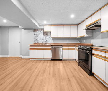 For Lease - 51 Blyth Street, Richmond Hill, Ontario - Photo 3