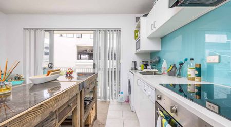 Downtown Sophistication - Photo 4