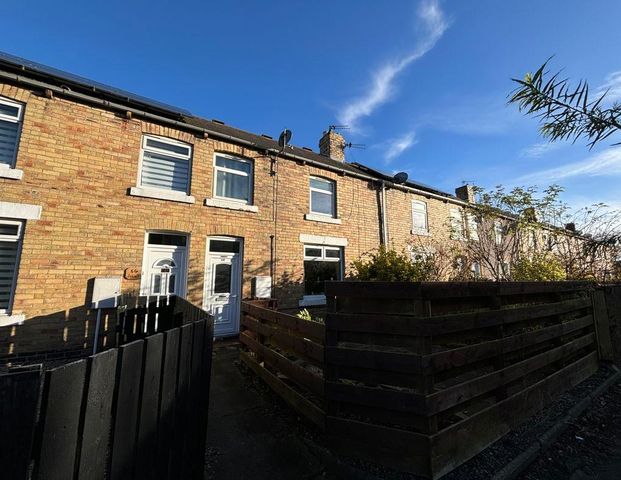 2 bed terraced house to rent in NE63 - Photo 1