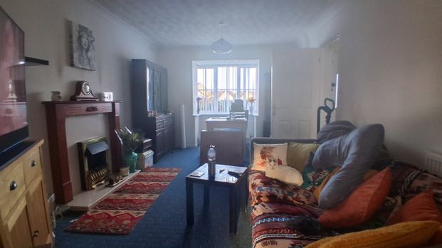 Wake Road, March - Photo 1