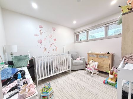 For Lease - 335 Lees Lane, Oakville, Ontario - Photo 4