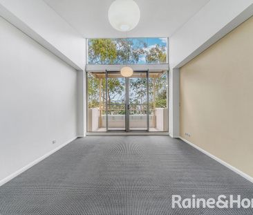 Two-Bedroom Apartment with Study area in Heart of Epping Park - Photo 5