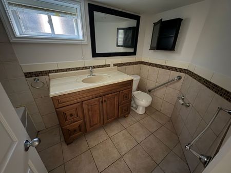 For Lease - 100 Snowood Court Unit# Basement, Toronto, Ontario - Photo 5