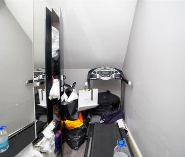 4 bedroom flat to rent - Photo 6