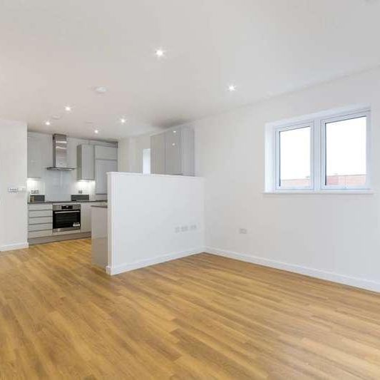 Cezanne Road, East Acton, W3 - Photo 1