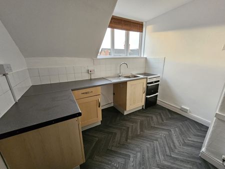 1 Bed Flat, Rowson Street, CH45 - Photo 3