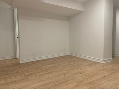 For Lease - 63 Pinegrove Avenue, Toronto, Ontario - Photo 2