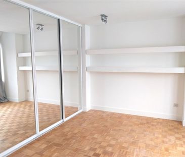 TE HUUR: Ruim appartement met 3 slaapkamers te Genk! - Foto 3