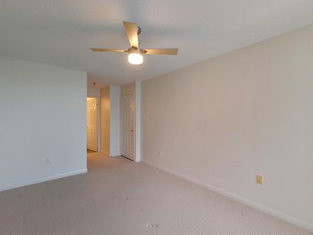 For Lease - 109 Front Street Unit# 1111, Toronto, Ontario - Photo 2