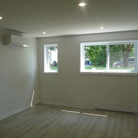 4 ½ à louer, fraîchement rénové, Terrebonne_ Accès sans marches - Photo 3