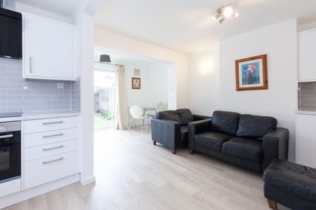 New High Street, Headington - Photo 2