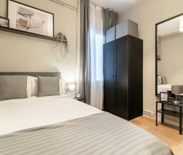 Gran Via de Carles III, Barcelona, Catalonia 08028 - Photo 5