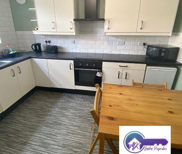 1 Bedroom Room in Flat Share To Rent - Photo 4