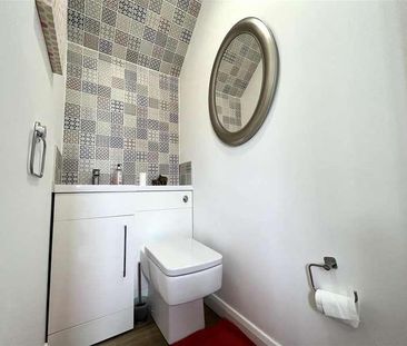 Clifden Close, Newquay, TR7 - Photo 4