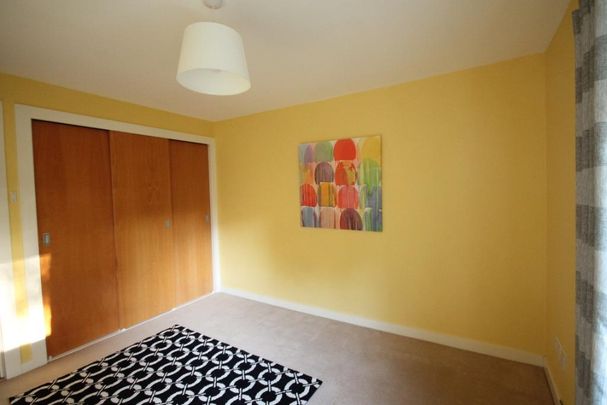 2 bed flat for rent in Liberton - Photo 1