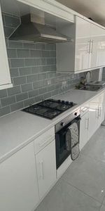 Ribchester Avenue, Greenford - Photo 3