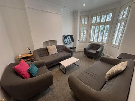 6 bedroom private hall to rent - Photo 4