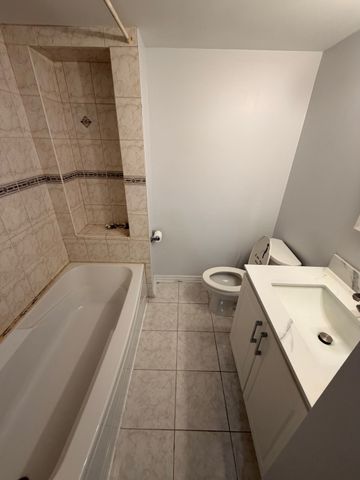 For Lease - 239 Mcdougall Crossing N/A Unit# Basement, Milton, Ontario - Photo 2