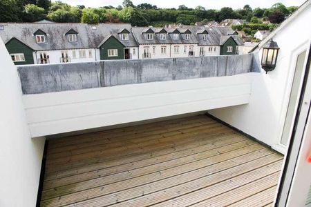 Anchor Quay, Penryn, TR10 - Photo 2