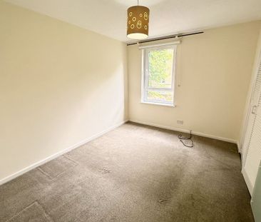 2 Bed, First Floor Flat - Photo 3