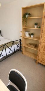 Bedroom 3, Chapel Fold, Headingley, LS6 3RG - Photo 3