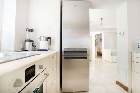 3 bedroom luxury Townhouse for rent in San Pedro de Alcántara, Andalusia - Photo 5