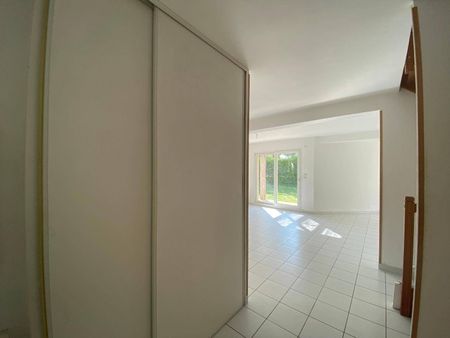 Location maison 5 pièces 90 m² à Valence (26000) - Photo 5