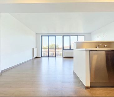 Appartement te huur - Photo 1