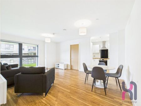 3 bedroom flat to rent - Photo 3