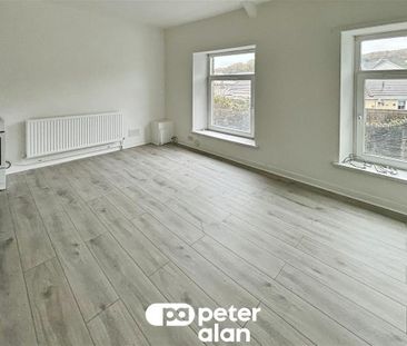 High Street, Fleur De Lis, BLACKWOOD - Photo 1